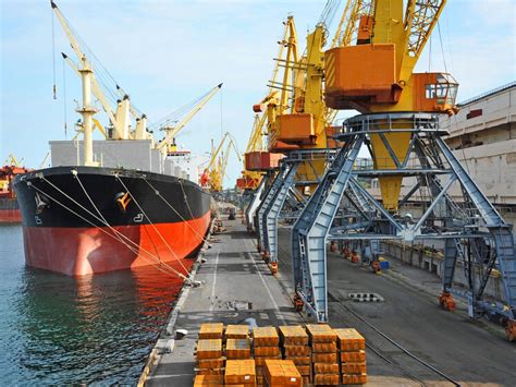 Роль морских портов в экспорте металла