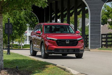Сравнение оцинкованного и неоцинкованного кузовов Honda CR-V: