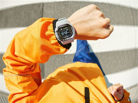 Выбор модели Casio G-Shock Move