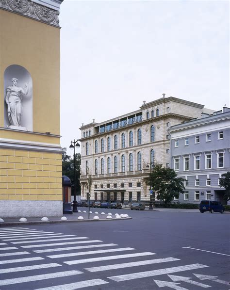 Гостиница на площади