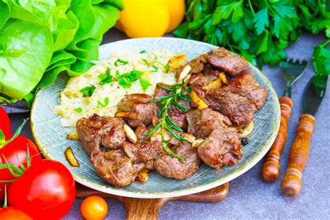 Как правильно жарить мясо дикого кабана