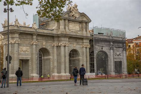 Надземный кладбище (La Puerta)