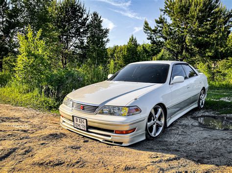 Описание Toyota Mark 2