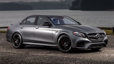 Получить Мерседес-Бенц Е63 AMG в подарок от разработчиков
