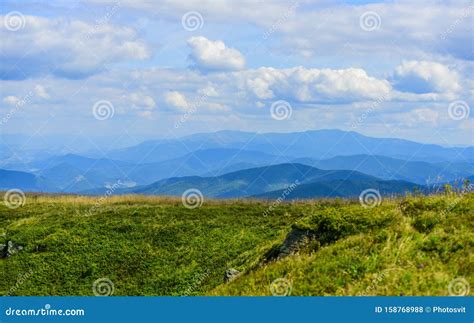 Северное побережье: горный ландшафт