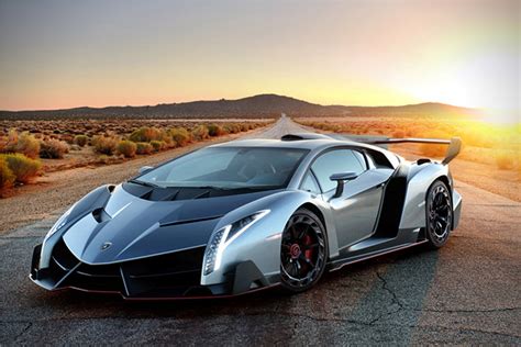  Lamborghini Veneno 