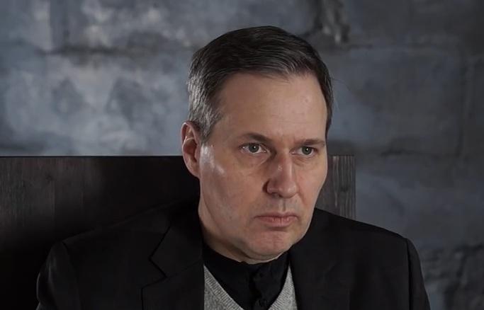 Александр Артамонов