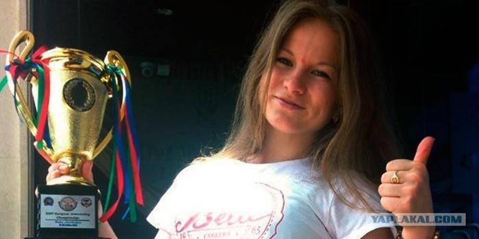 Кристина Тихонова борьба на руках