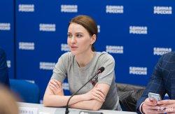 Биография и личная жизнь Алены Аршиной, ее работа в Госдуме
