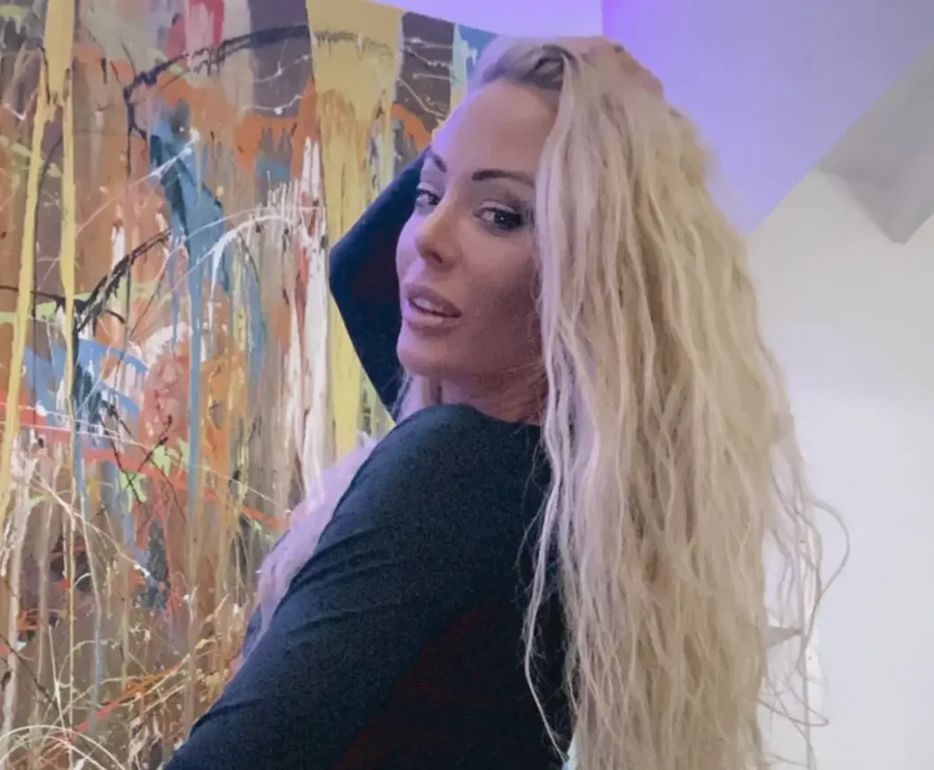 Изабель Дельторе 11