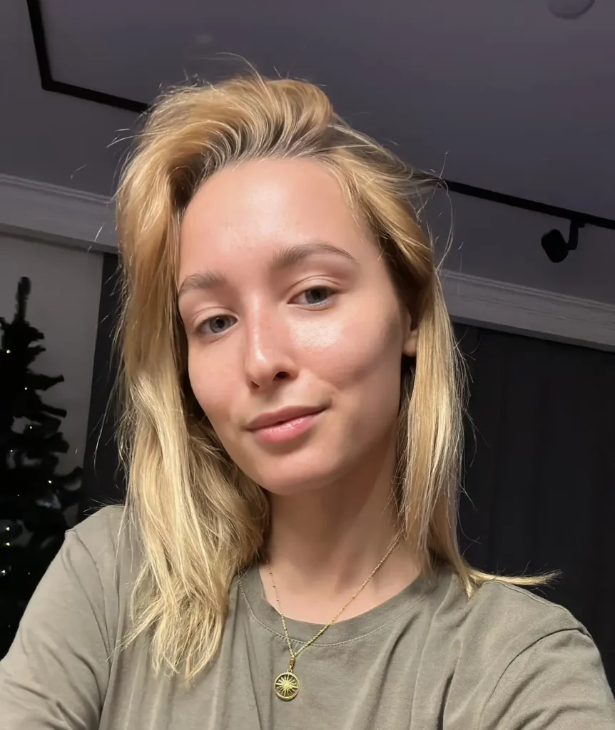 Келли Коллинз 2
