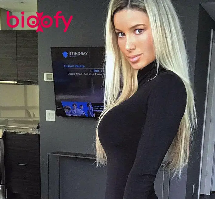 Натали Говро